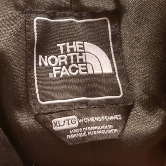 The North Face Women's Freedom Insulated Snow Pants - Picture 4 of 14